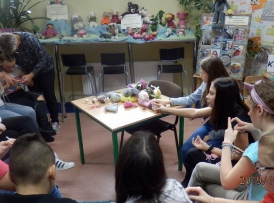 „Szydełkowe cudeńka”. Warsztaty szydełkowania