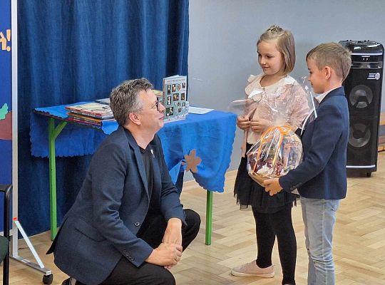 Wyjątkowe Spotkanie z Markiem Michalakiem i Pasowanie na Czytelnika!