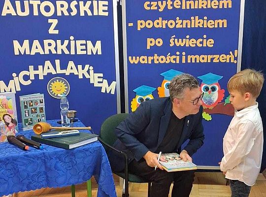 Wyjątkowe Spotkanie z Markiem Michalakiem i Pasowanie na Czytelnika!