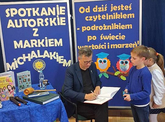 Wyjątkowe Spotkanie z Markiem Michalakiem i Pasowanie na Czytelnika!