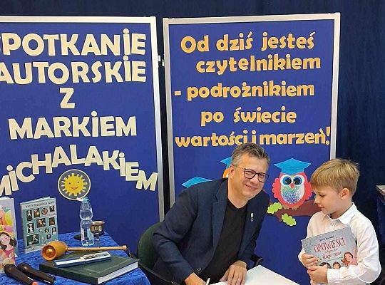 Wyjątkowe Spotkanie z Markiem Michalakiem i Pasowanie na Czytelnika!
