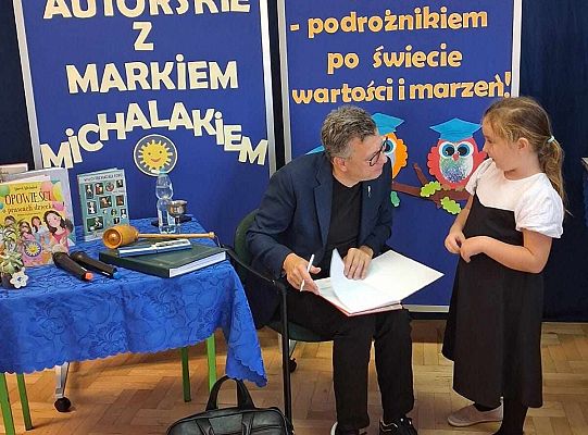 Wyjątkowe Spotkanie z Markiem Michalakiem i Pasowanie na Czytelnika!