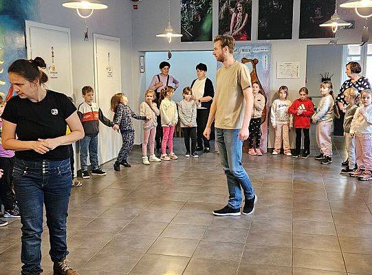 Klasy pierwsze w Teatrze Lalek „Tęcza” w Słupsku