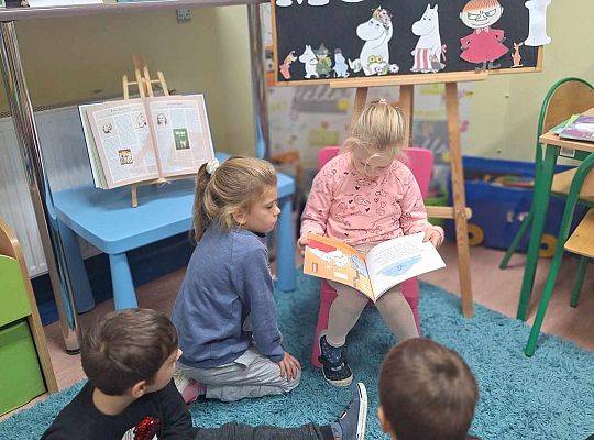 CZYTALIŚMY MUMINKI :)