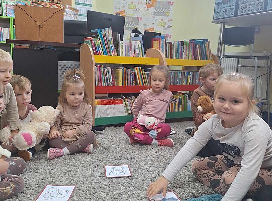 Pluszowy Miś w roli głównej – wyjątkowy dzień z przedszkolakami