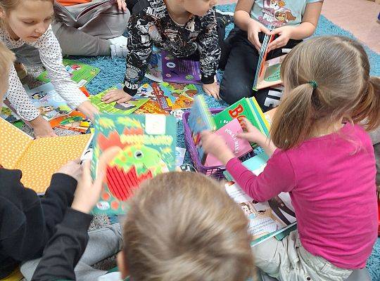 Stało się!  619 książek trafiło do biblioteki szkolnej