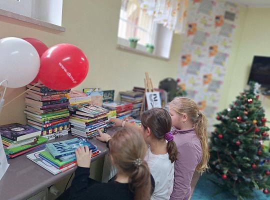 Stało się!  619 książek trafiło do biblioteki szkolnej