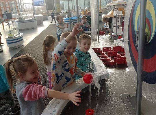 Nasze przedszkolaki w Centrum Nauki Experyment