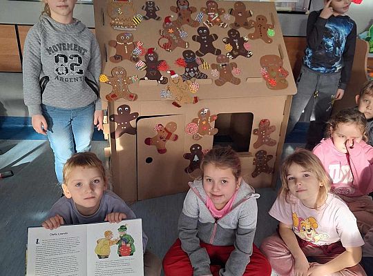 Chatka z piernika i adwentowe czytanie:)