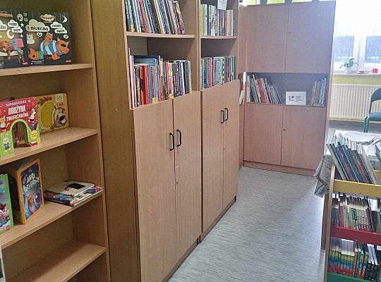 Sala 14a naszą nową (tymczasową) biblioteką:)