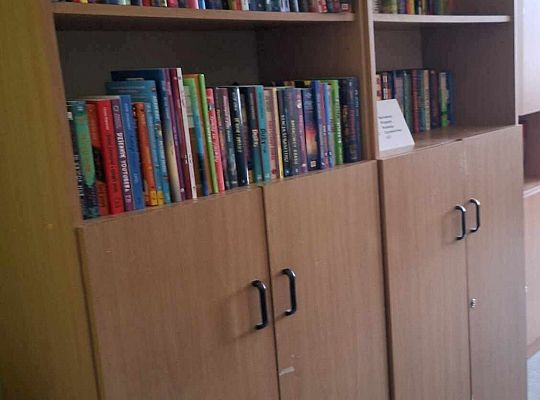 Sala 14a naszą nową (tymczasową) biblioteką:)