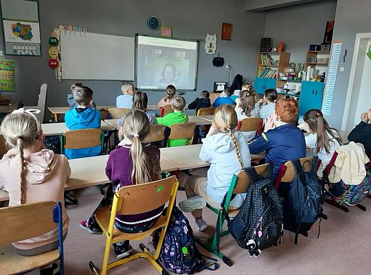 Spotkania autorskie w ramach projektu "Nasza Mała Biblioteka"!