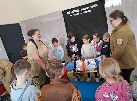 Wycieczka klasy 2b do OSP w Łęczycach