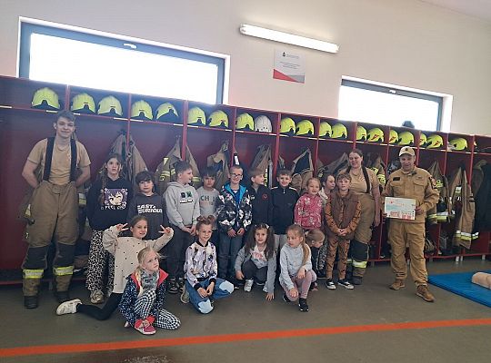 Wycieczka klasy 2b do OSP w Łęczycach