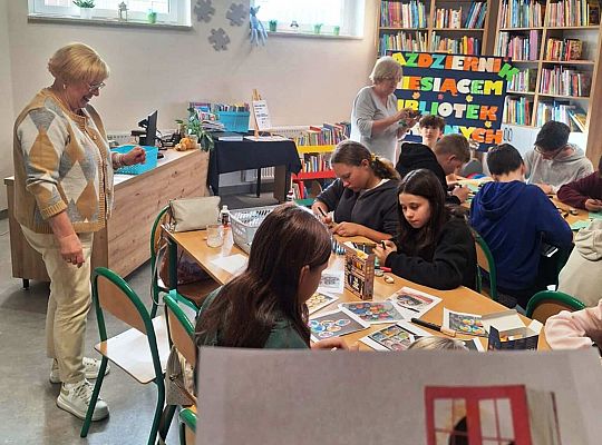 Biblioteka zaprasza człowieka!