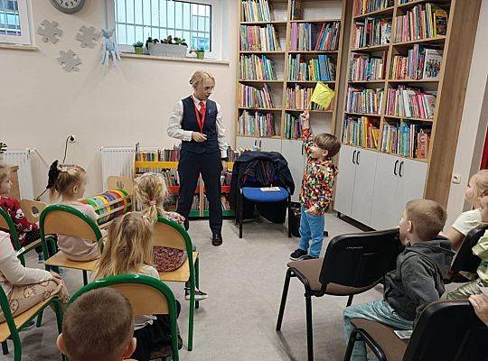 Mądra Mysz poznaje zawód kolejarza