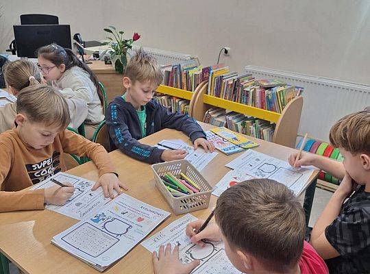 Kontynuujemy przygodę z czasopismem "Świerszczyk"