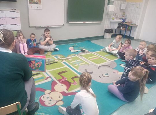 „Gdzie ty jesteś, koguciku?”.