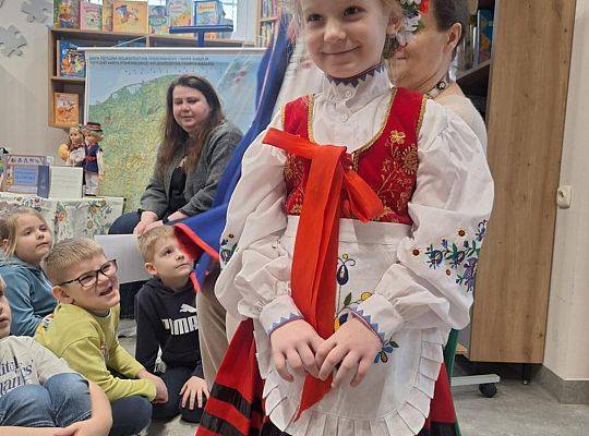 „Odkrywamy Polskę z Polinką” – czas na legendy