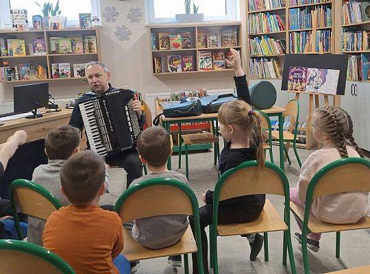 Lutowe zadanie z projektu „Odkrywamy Polskę z Polinką” - zadanie muzyczne