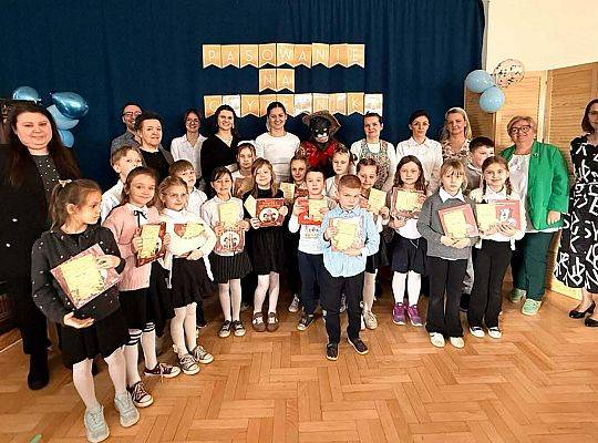 Pasowanie na Czytelników uczniów klas I