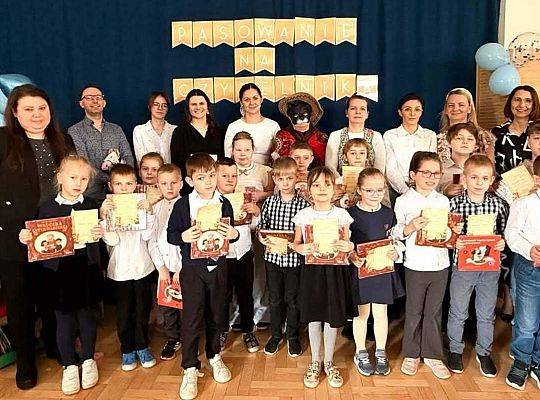 Pasowanie na Czytelników uczniów klas I