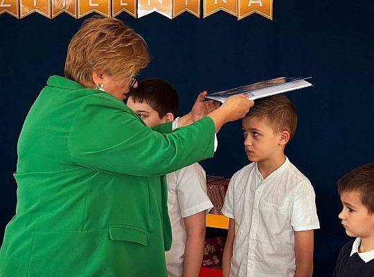 Pasowanie na Czytelników uczniów klas I