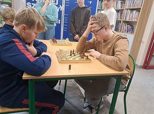Dziś w bibliotece odbył się IV Szkolny Turniej Szachowy