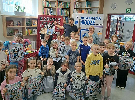 „Mała książka w drodze” z odwiedzinami w GBP w Łęczycach