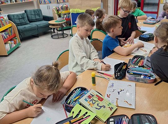 Przygoda klasy 2b z programem „Czytamy z klasą. Lekturki spod chmurki” dobiegła końca.