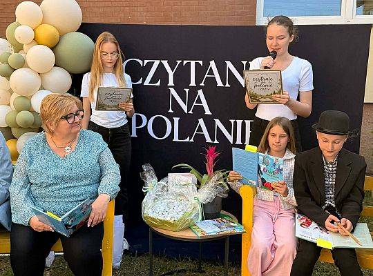 Literacka przygoda w plenerze - za nami „Czytanie na polanie”!