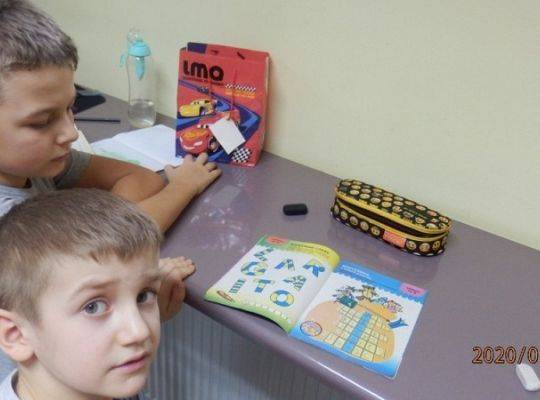 Dzień Składanki i Łamigłówki w bibliotece szkolnej