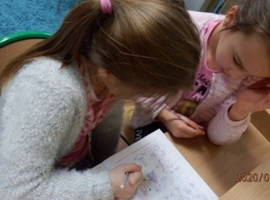 Dzień Składanki i Łamigłówki w bibliotece szkolnej