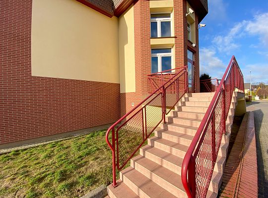 Szkoła na zewnątrz