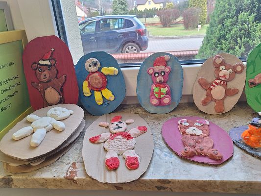 "Dziewczynka i miś"