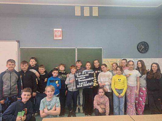 Akcja Żonkile 2025 – kreatywne warsztaty w klasach 4!