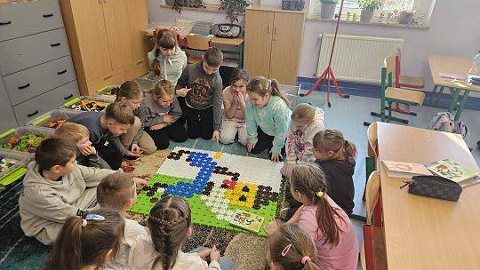 Klocki Korbo i Detektyw Pozytywka